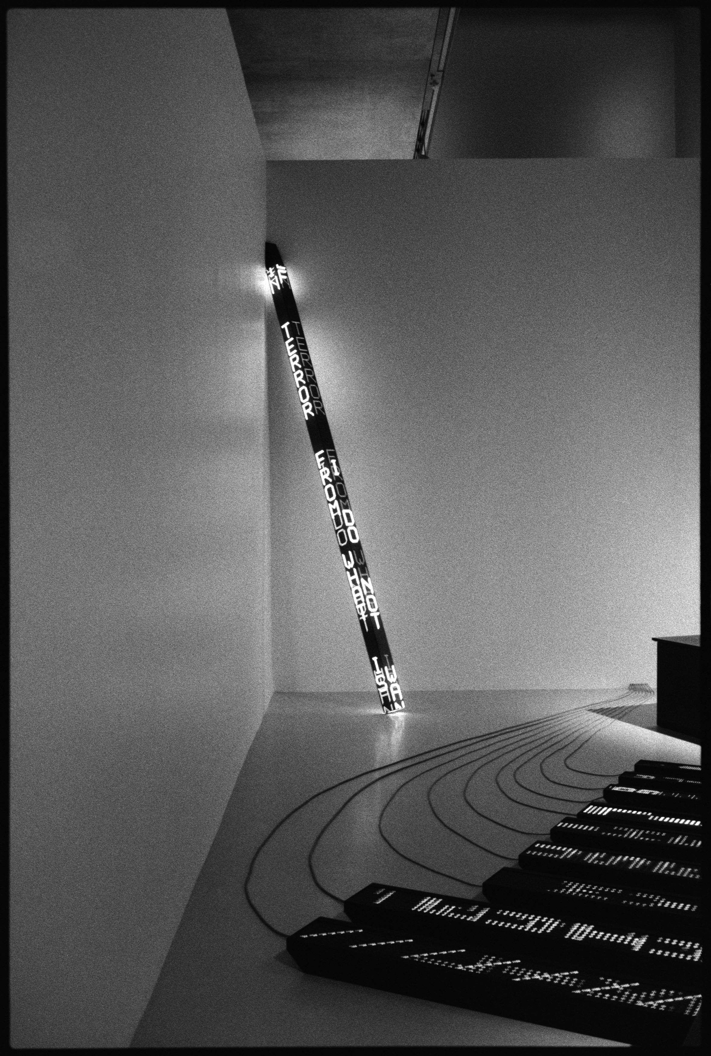 glenstone-light-tube.JPEG
