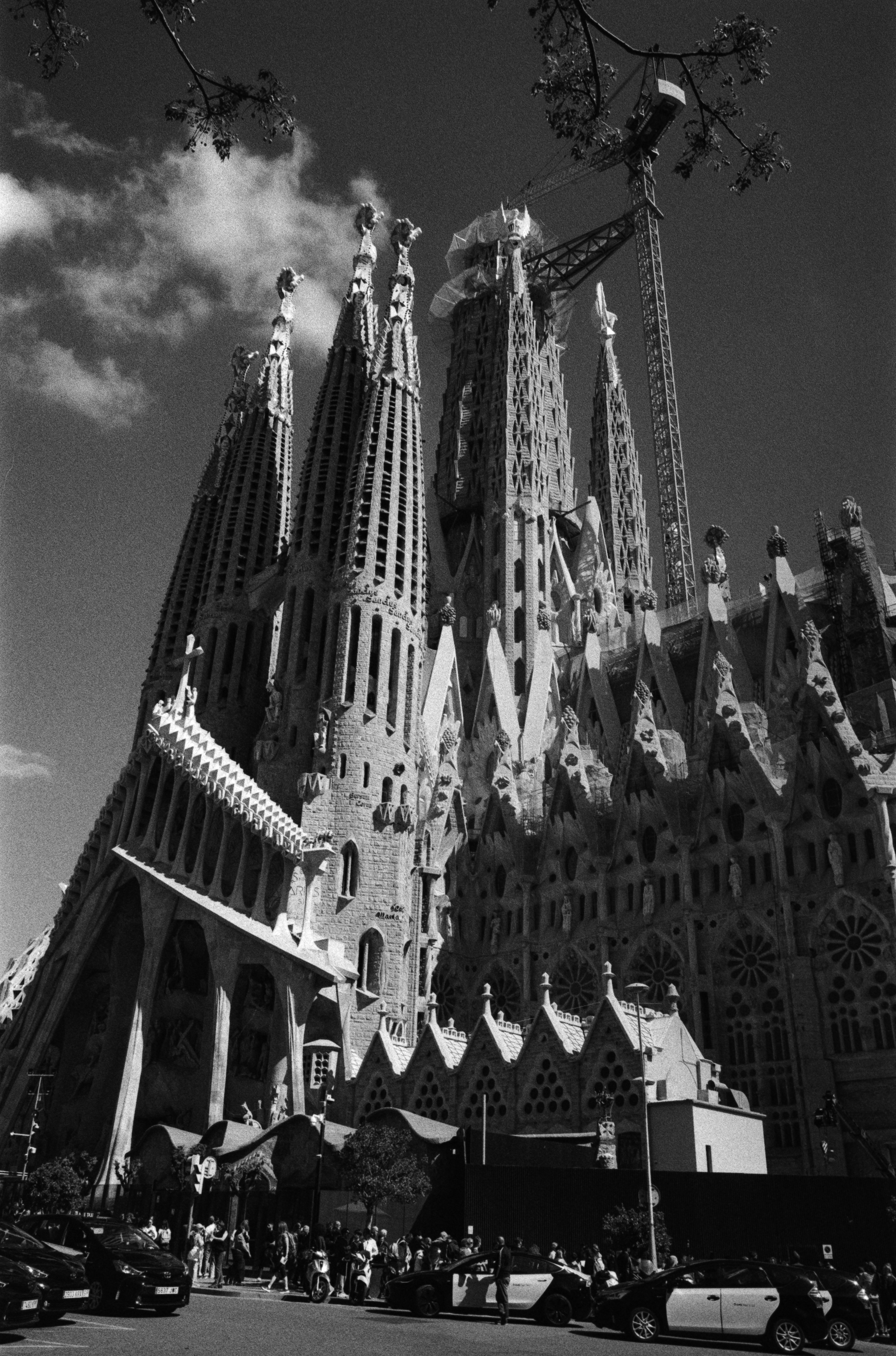 sagrada-familia.JPEG